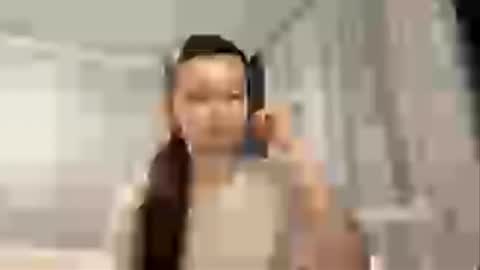 Ellie online show from December 2, 3:58 pm