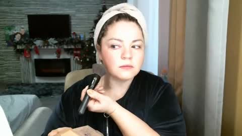 EliMoL online show from February 25, 7:52 am