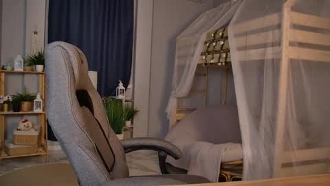 Elin online show from June 3, 10:49 am