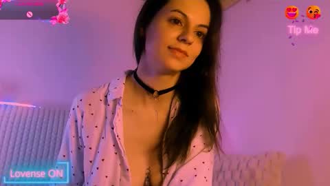 Elisa online show from May 8, 6:54 pm