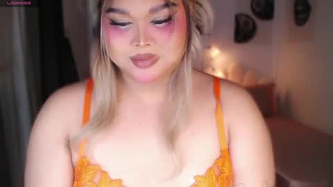 Ellise online show from July 20, 10:43 pm