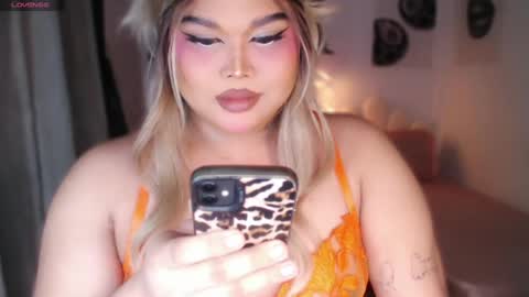 Ellise online show from July 19, 5:04 pm