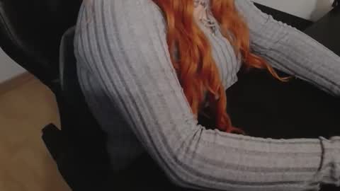 Elly online show from January 14, 4:23 pm