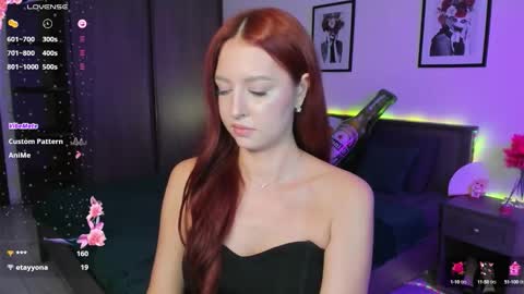 EllyPeach online show from September 23, 9:40 am