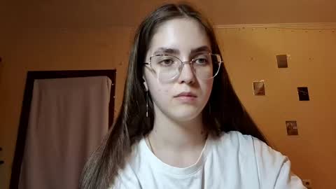 Kate online show from May 1, 3:26 pm