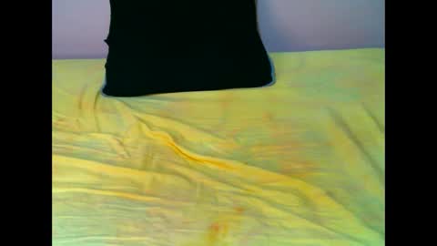 Snapshot of elodielynn chatting on February 25, 1:30 am elodielynn online show from February 25, 1:30 am