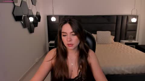 ELOISA OLIVERO online show from February 15, 11:06 am