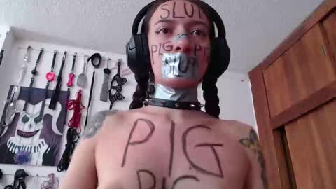 Chelsea  Please help me to reach 100 thumbs up online show from January 23, 9:39 pm