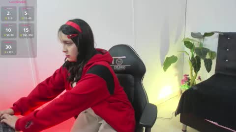 ELOISE  online show from October 21, 11:36 am