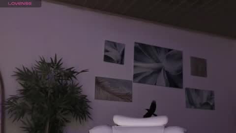 Eloise  . online show from May 6, 4:49 am