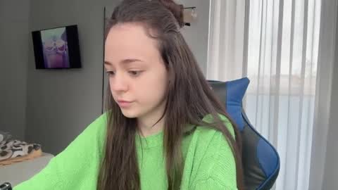 Milana online show from April 8, 10:17 am