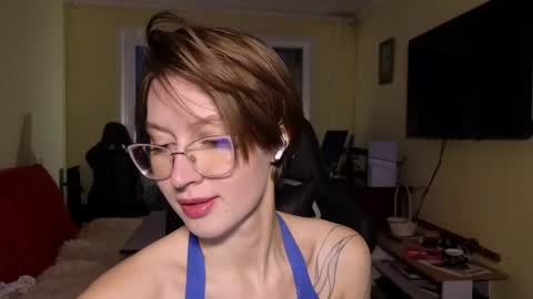 elsaangel online show from December 5, 2:00 am