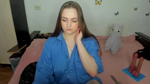 Elsa online show from May 1, 9:29 pm