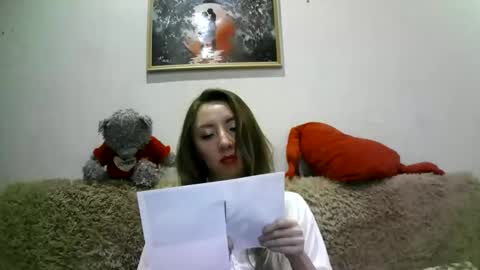 Snapshot of elvaarno chatting on October 21, 2:04 am ElvaArno online show from October 21, 2:04 am