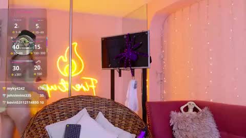 Elysia online show from October 11, 9:17 pm