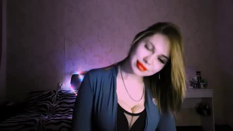 Monica online show from March 11, 5:37 pm