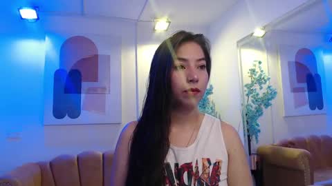 Ema louisx  online show from March 9, 12:42 pm