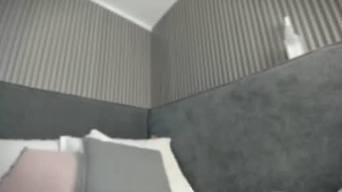 emelie_89 online show from July 1, 11:42 am