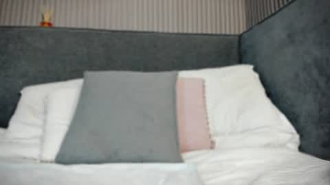 emelie_89 online show from July 8, 11:56 am