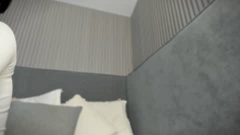 emelie_89 online show from July 27, 11:51 am