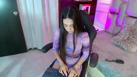 Emily  online show from January 5, 12:42 am