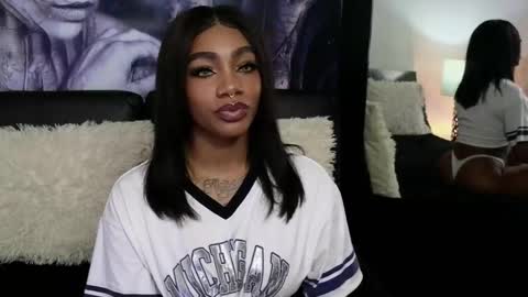 anyelii  online show from October 5, 10:42 am