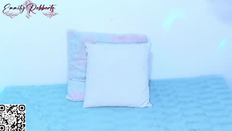 Emmily Roberts online show from August 2, 2:47 am