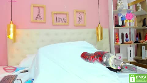 Emily Sarai online show from April 28, 8:24 pm
