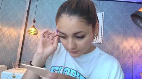 Snapshot of emiily_w1 chatting on January 26, 4:51 pm Emily online show from January 26, 4:51 pm