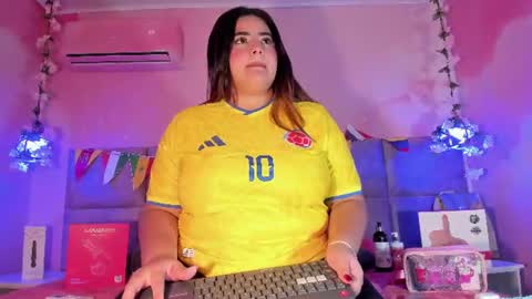 Emiily Grace online show from July 3, 11:49 am