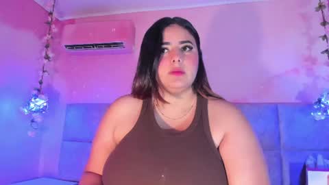 Emiily Grace online show from July 21, 8:09 pm