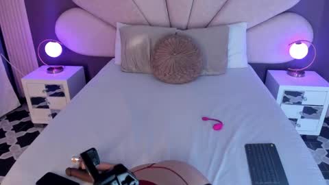 Emily  online show from April 30, 3:01 am