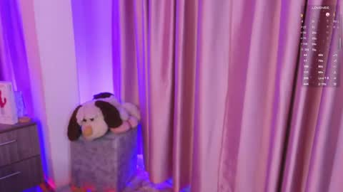Emily online show from August 5, 2:29 am
