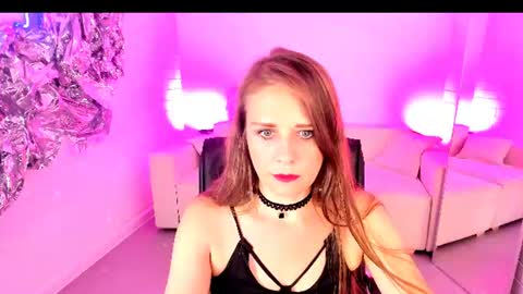 Emilia Bedy online show from July 23, 9:17 am