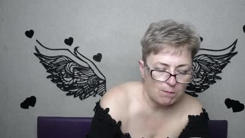 EmiliaGree online show from April 15, 7:58 pm
