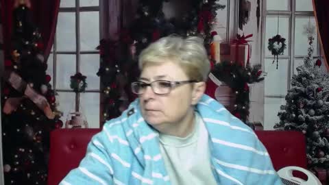 EmiliaGree online show from January 17, 7:32 pm