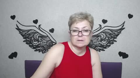 EmiliaGree online show from April 30, 6:35 pm