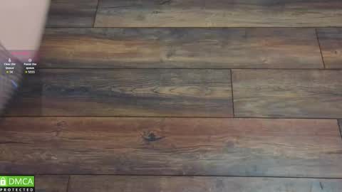 emilielong online show from February 13, 5:42 am