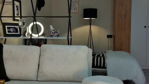 Emiljanna online show from March 5, 8:21 am