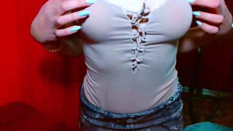 Emilly online show from January 15, 5:19 pm