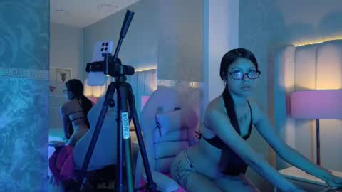 EMILY online show from July 10, 11:43 am