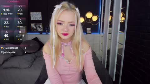 Emily online show from December 27, 9:43 pm