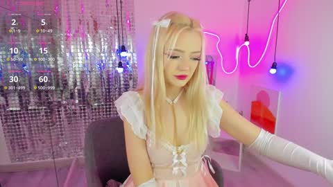 Emily online show from January 25, 2:41 pm