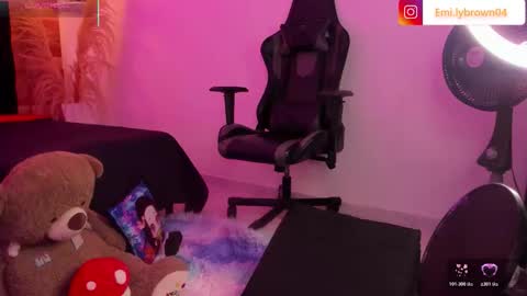 emily_brown04 online show from February 10, 12:19 pm