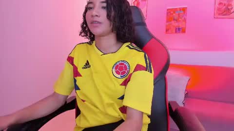 emily_bruss online show from July 3, 7:53 pm