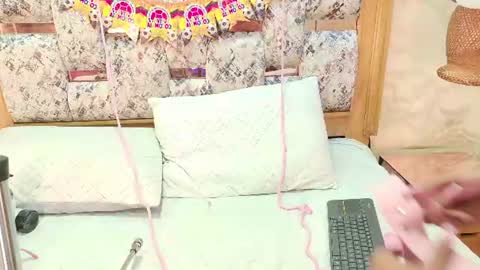 emily_dempsey online show from June 23, 7:23 pm