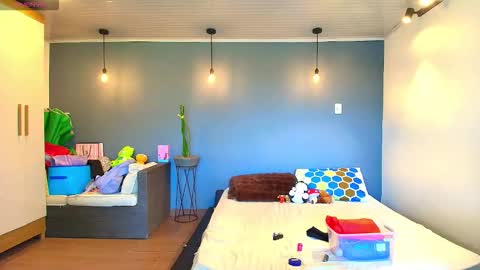 emily_foru online show from May 12, 4:03 pm