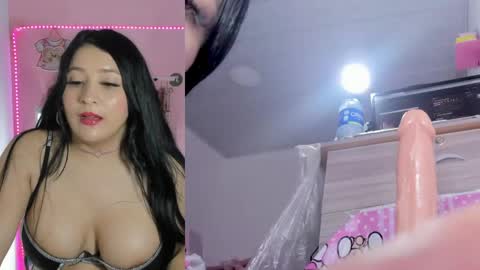 emily_foxxxi online show from April 28, 2:27 am
