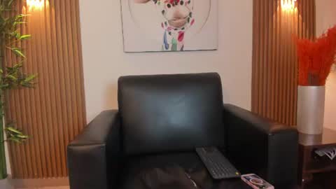 emily_frostt online show from July 9, 11:45 am