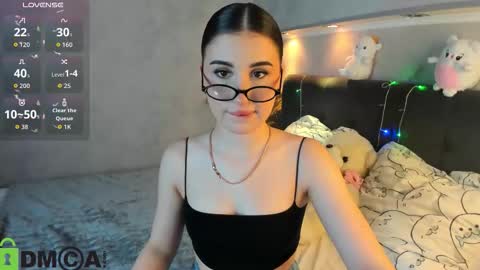 Emily online show from March 15, 1:07 am